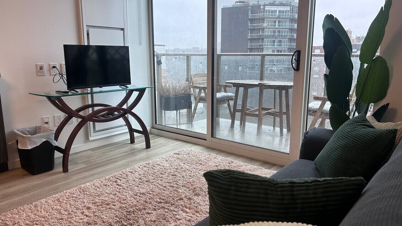 Photo of Livingroom in Hintonburg