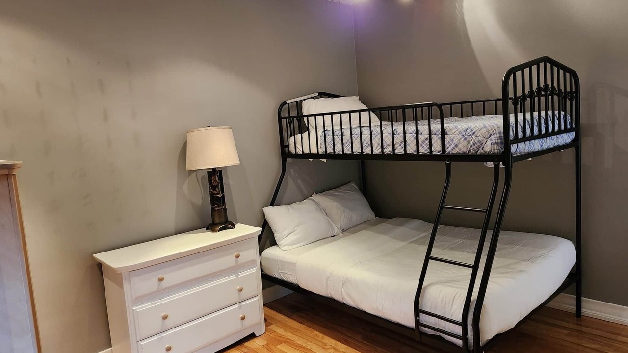 Photo of Bedroom in Repentigny