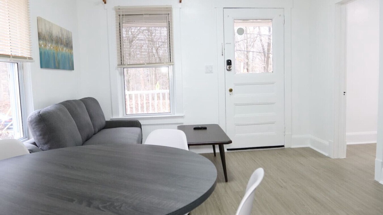 Photo of Livingroom in Livingston