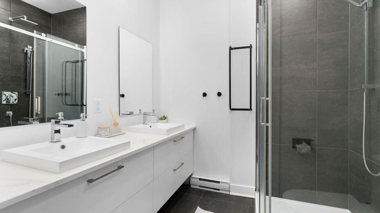 Photo of Bathroom in Mirabel