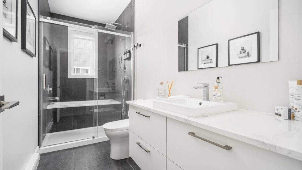 Photo of Bathroom in Mirabel