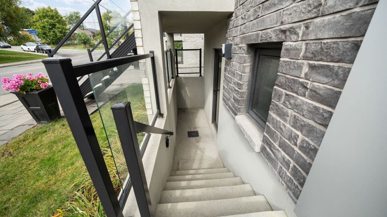 Photo of Outdoor in Laval