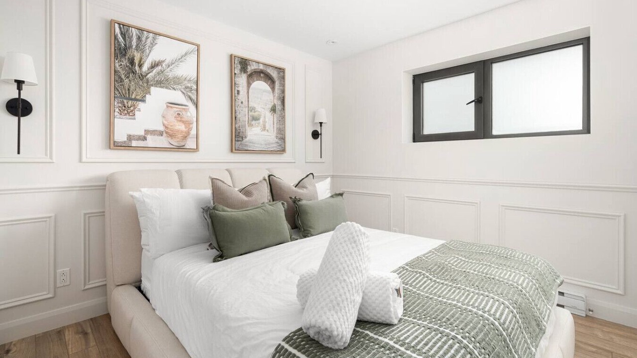 Photo of Bedroom in Laval