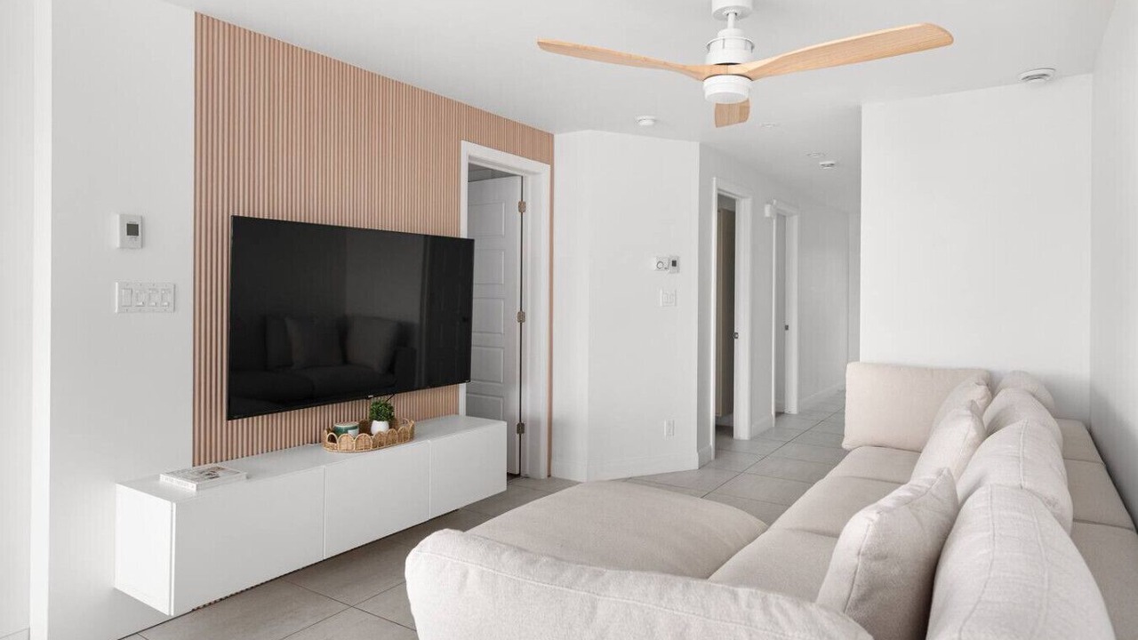 Photo of Livingroom in Laval