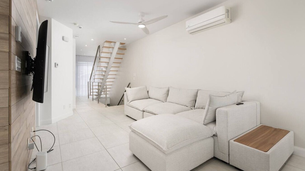 Photo of Livingroom in Laval