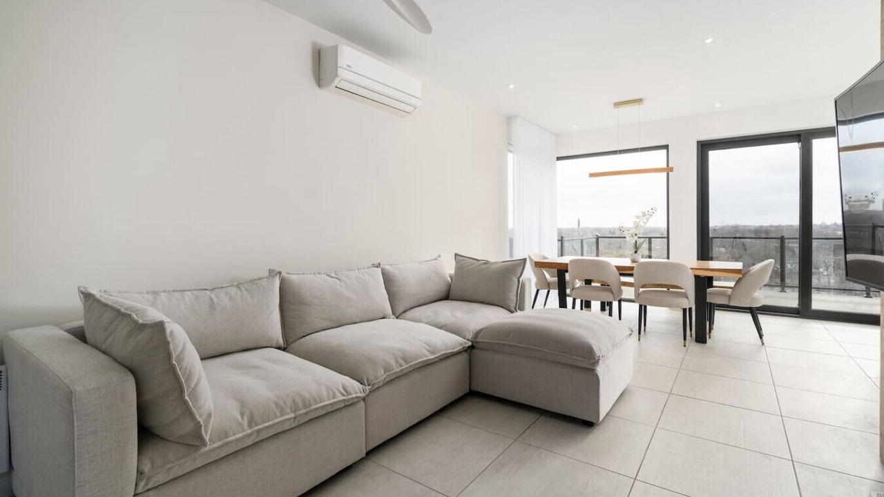 Photo of Livingroom in Laval
