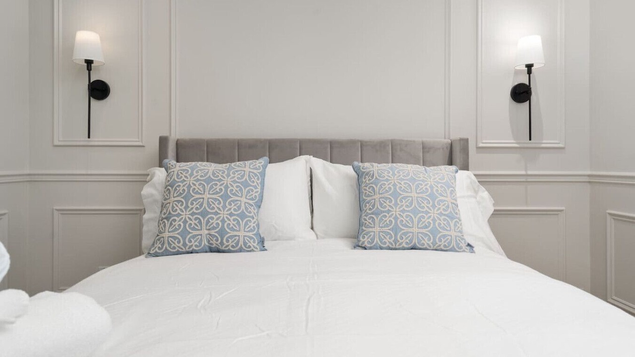 Photo of Bedroom in Laval