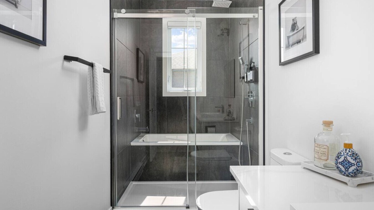 Photo of Bathroom in Mirabel