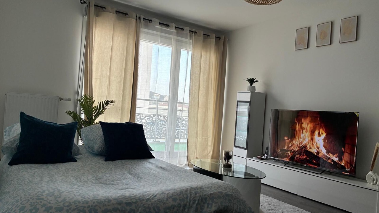 Photo of Bedroom in Arnouville