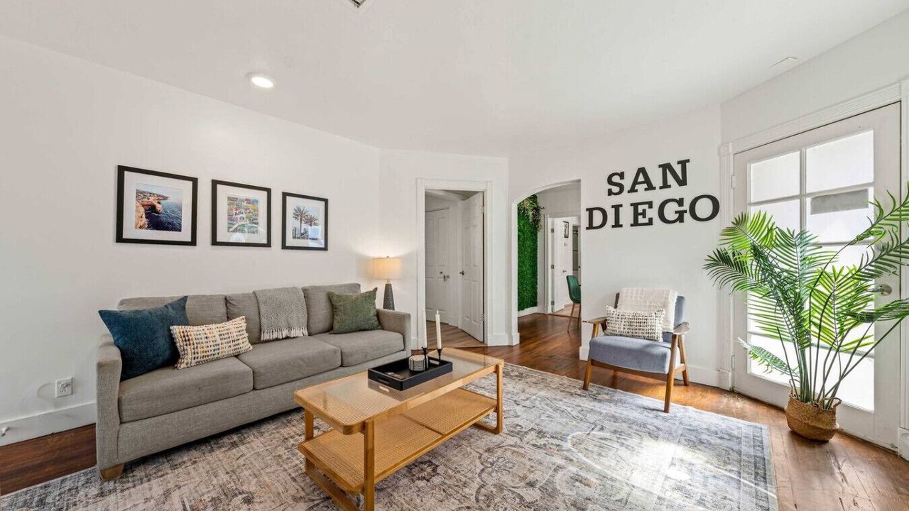 Photo of Livingroom in Hillcrest