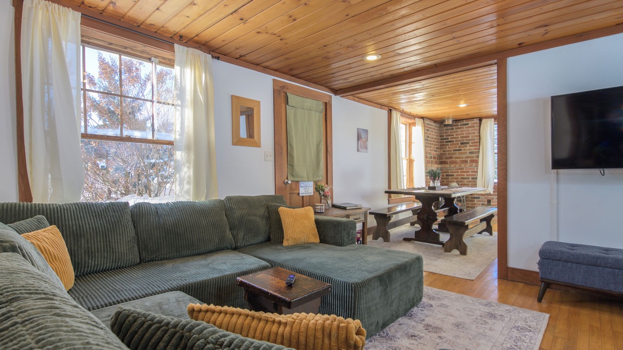 Photo of Livingroom in Montgomery Center