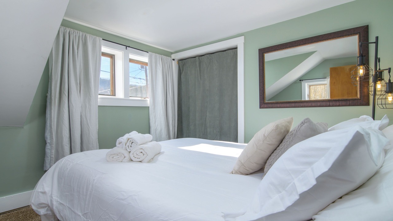 Photo of Bedroom in Montgomery Center