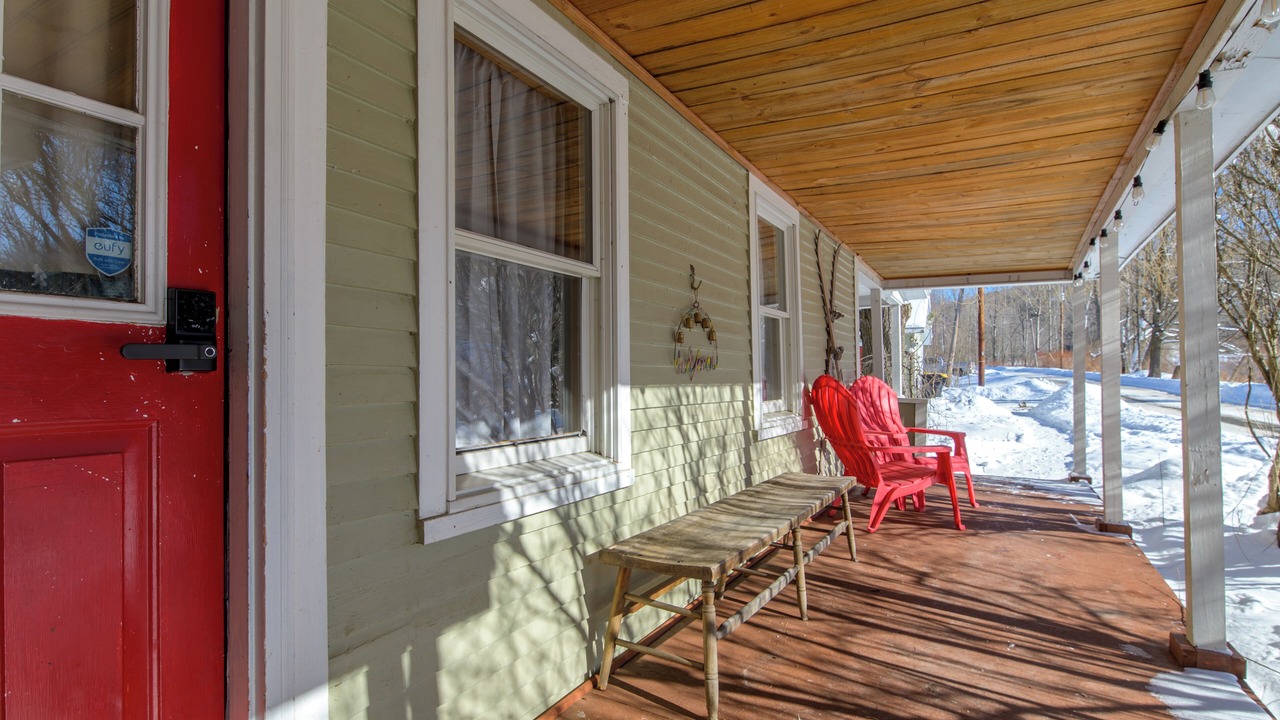 Photo of Patio Balcony in Montgomery Center