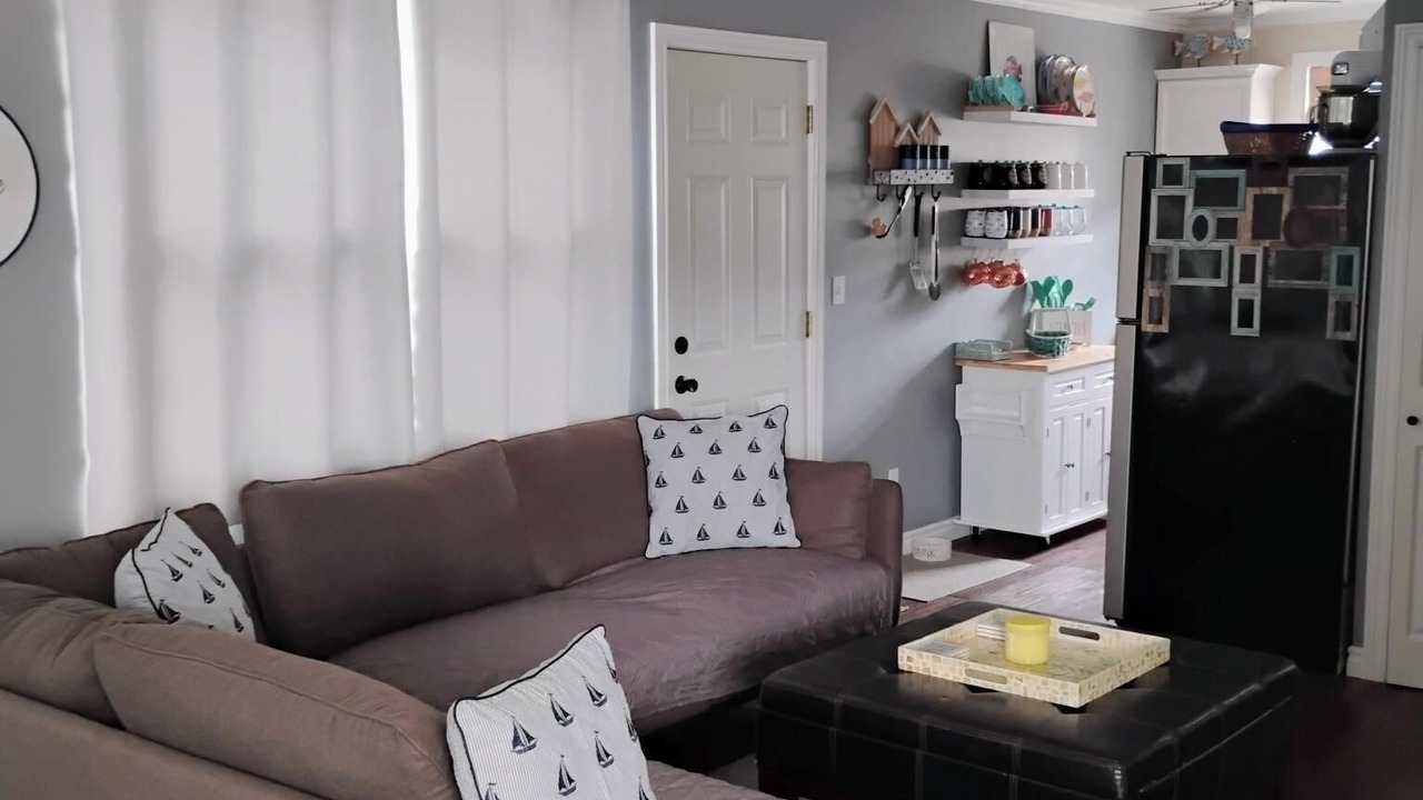 Photo of Livingroom in Turkey Point