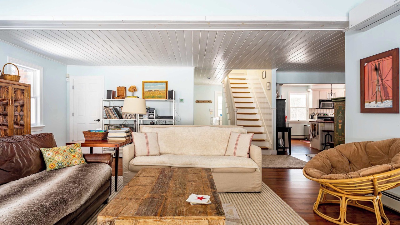Photo of Livingroom in Livingston Manor