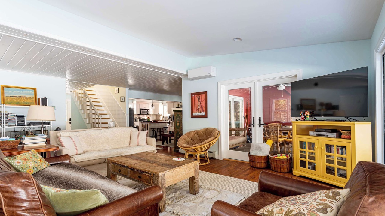 Photo of Livingroom in Livingston Manor