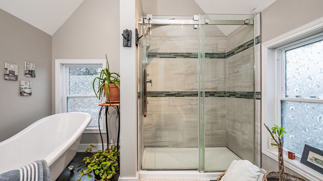 Photo of Bathroom in Elora