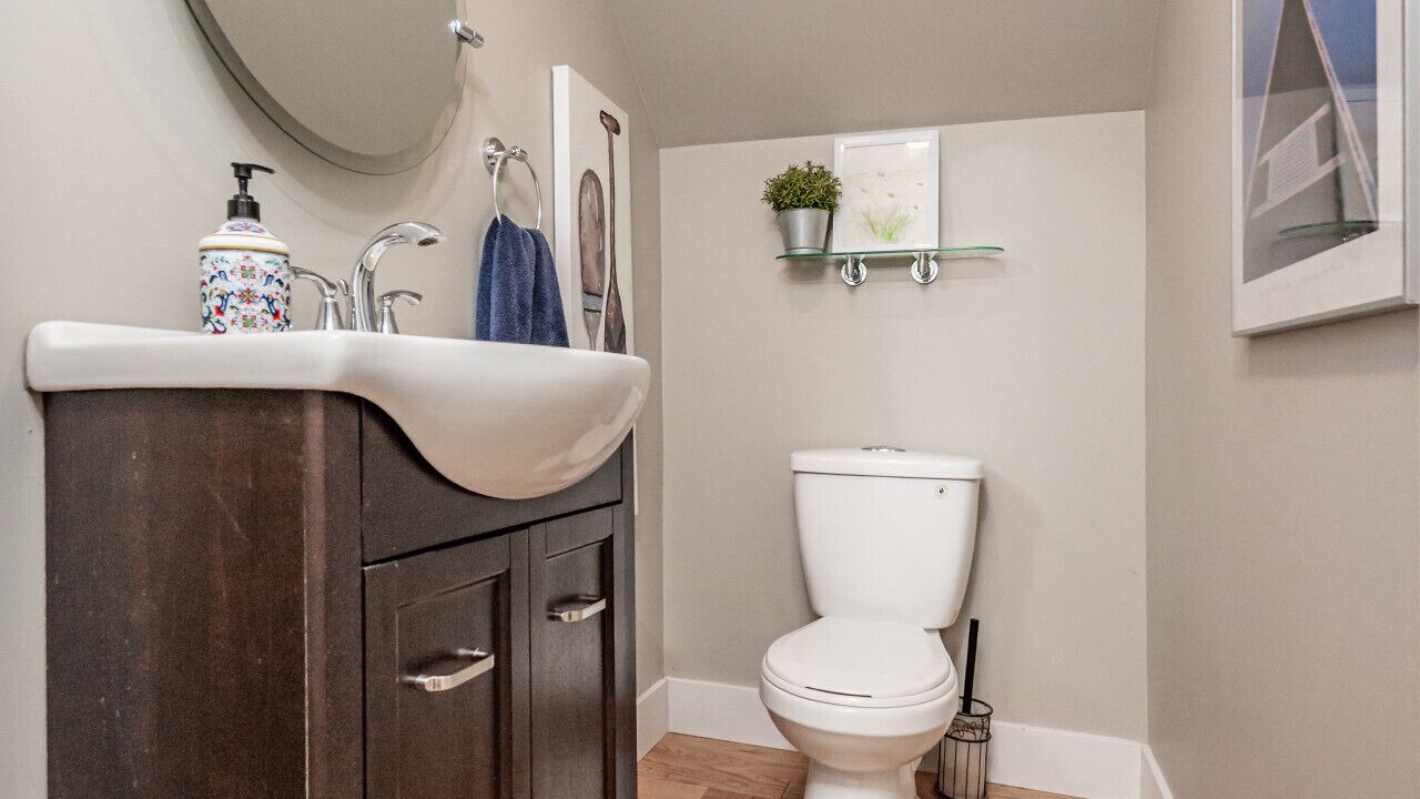 Photo of Bathroom in Elora