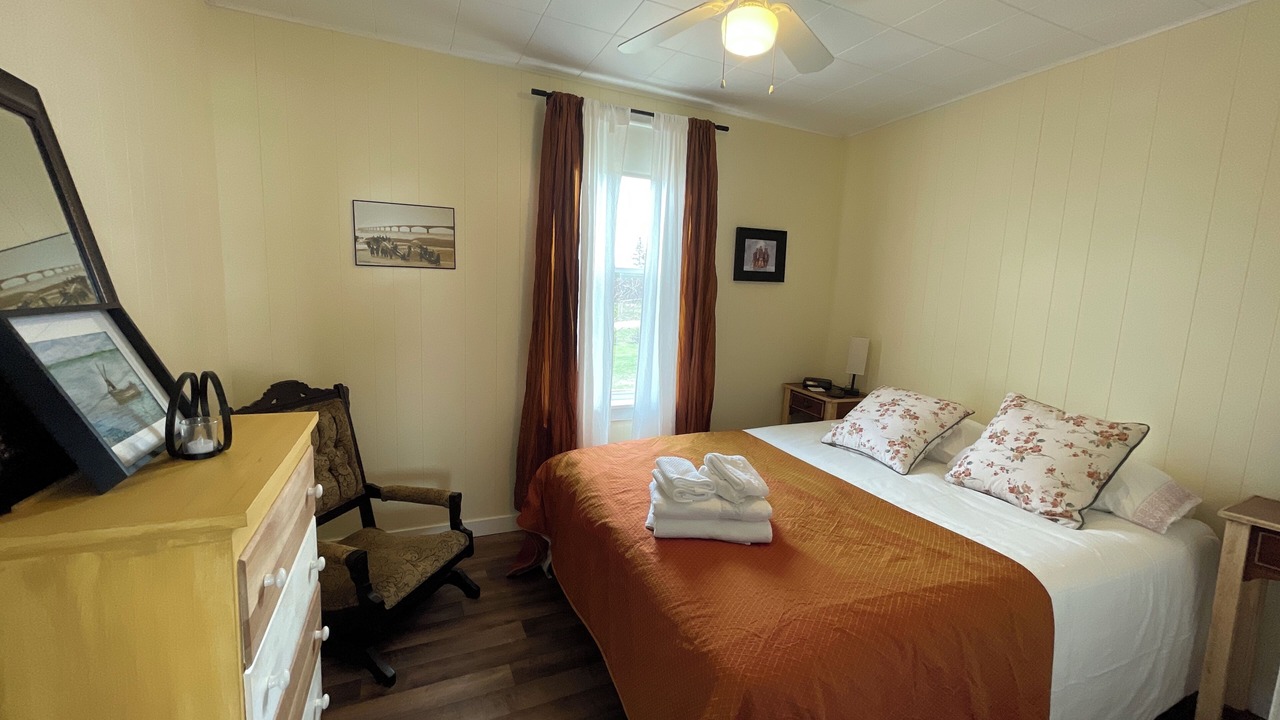 Photo of Bedroom in Bayview