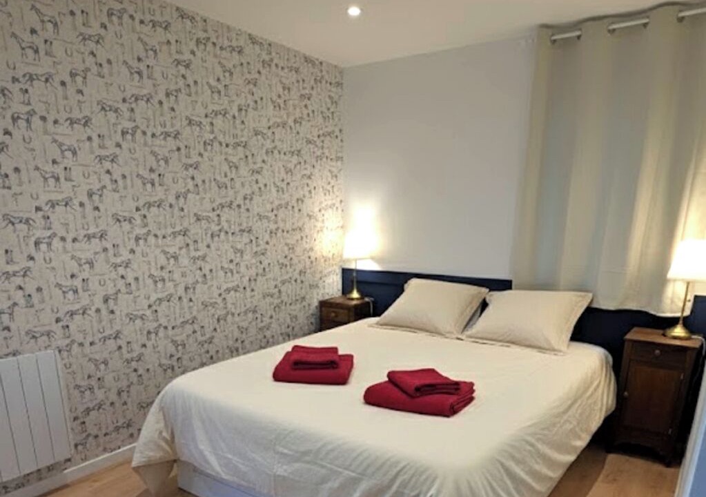 Photo of Bedroom in Orval sur Sienne