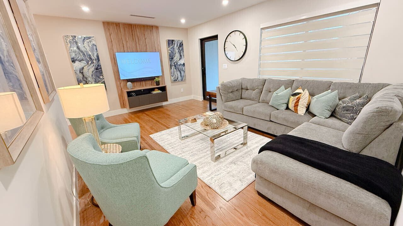 Photo of Livingroom in Coral Terrace