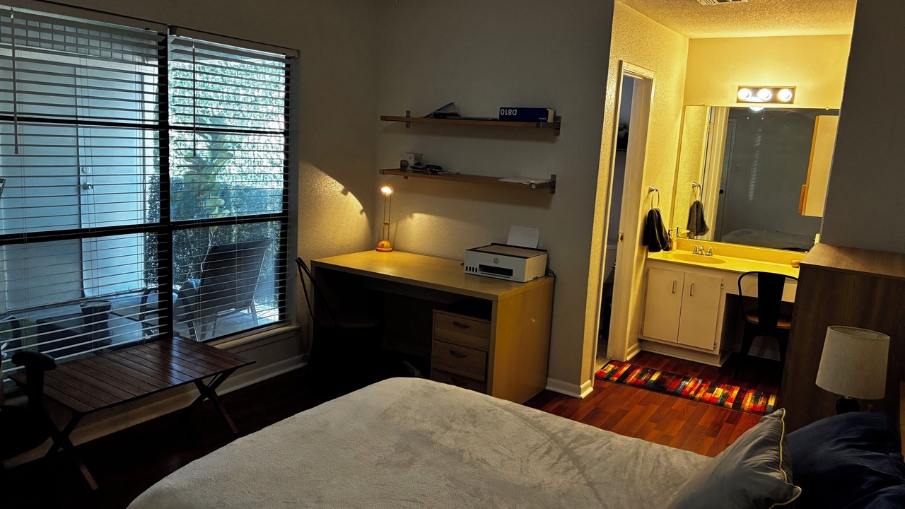 Photo of Bedroom in Astrodome