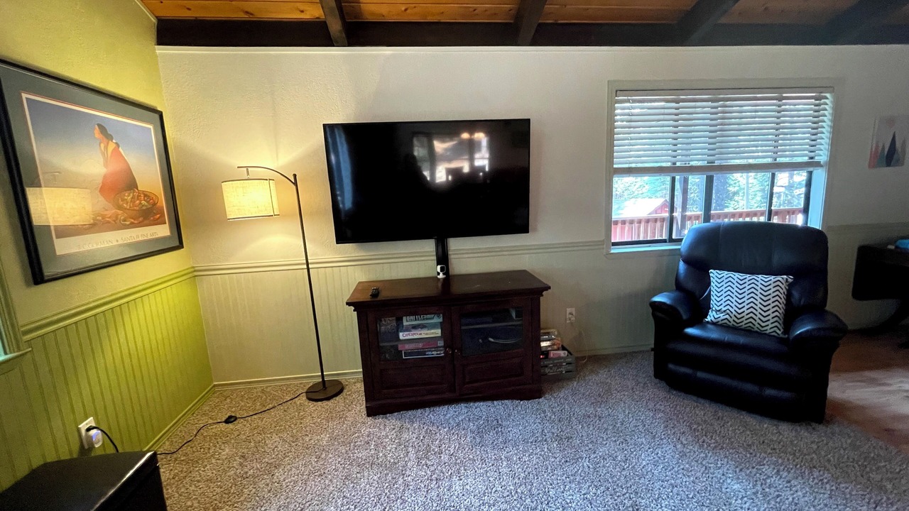 Photo of Livingroom in Pollock Pines