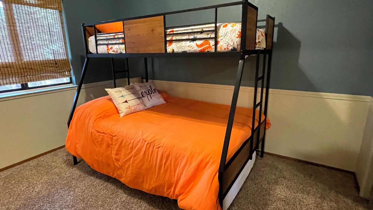 Photo of Bedroom in Pollock Pines