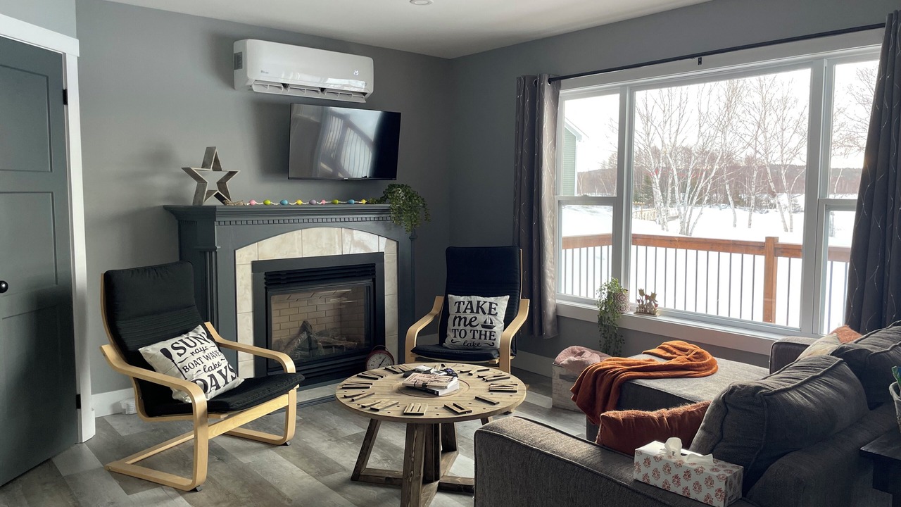 Photo of Livingroom in Terra Nova