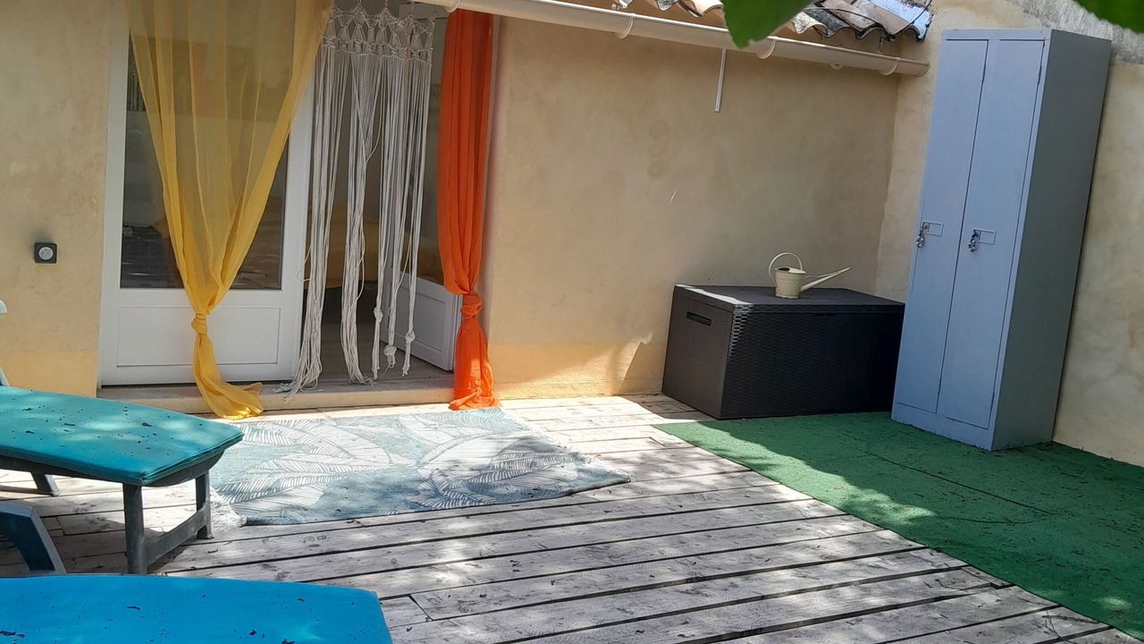 Photo of Patio Balcony in Saint-Paulet-de-Caisson