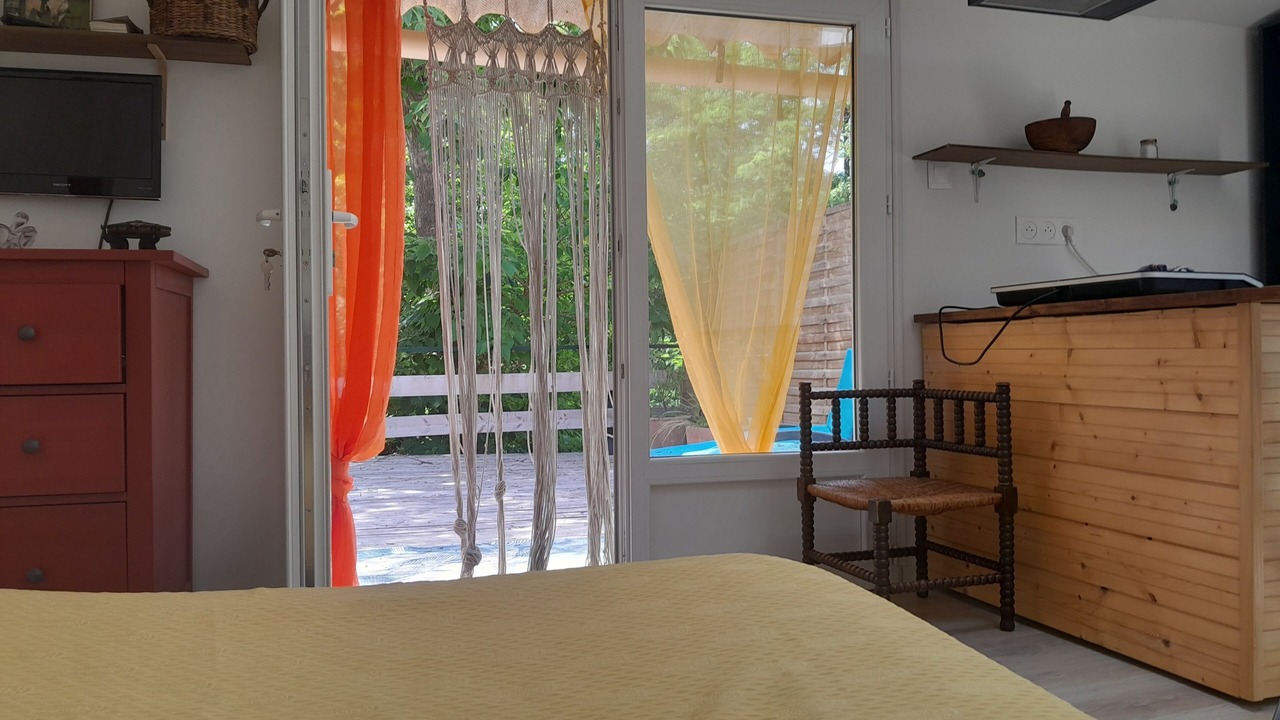 Photo of Bedroom in Saint-Paulet-de-Caisson