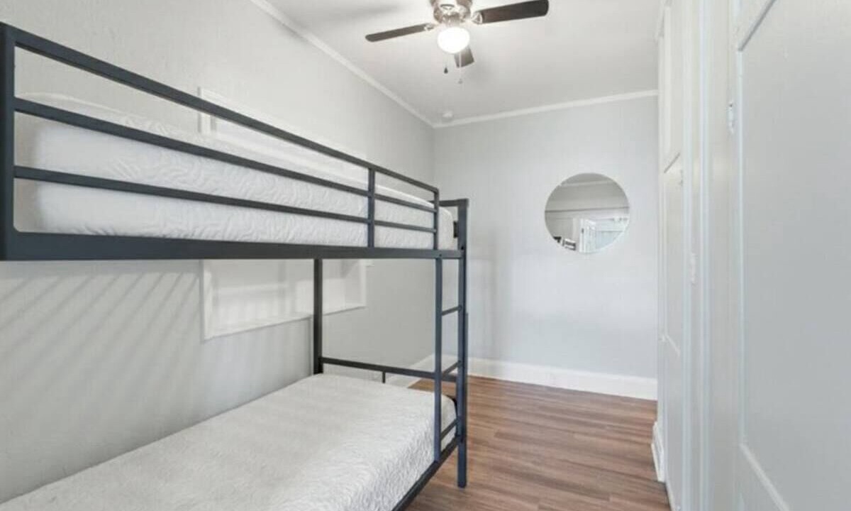 Photo of Bedroom in Downtown