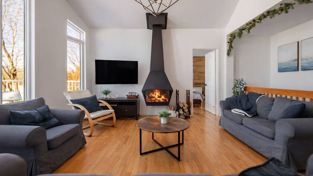 Photo of Livingroom in Saint-Andre-d'Argenteuil