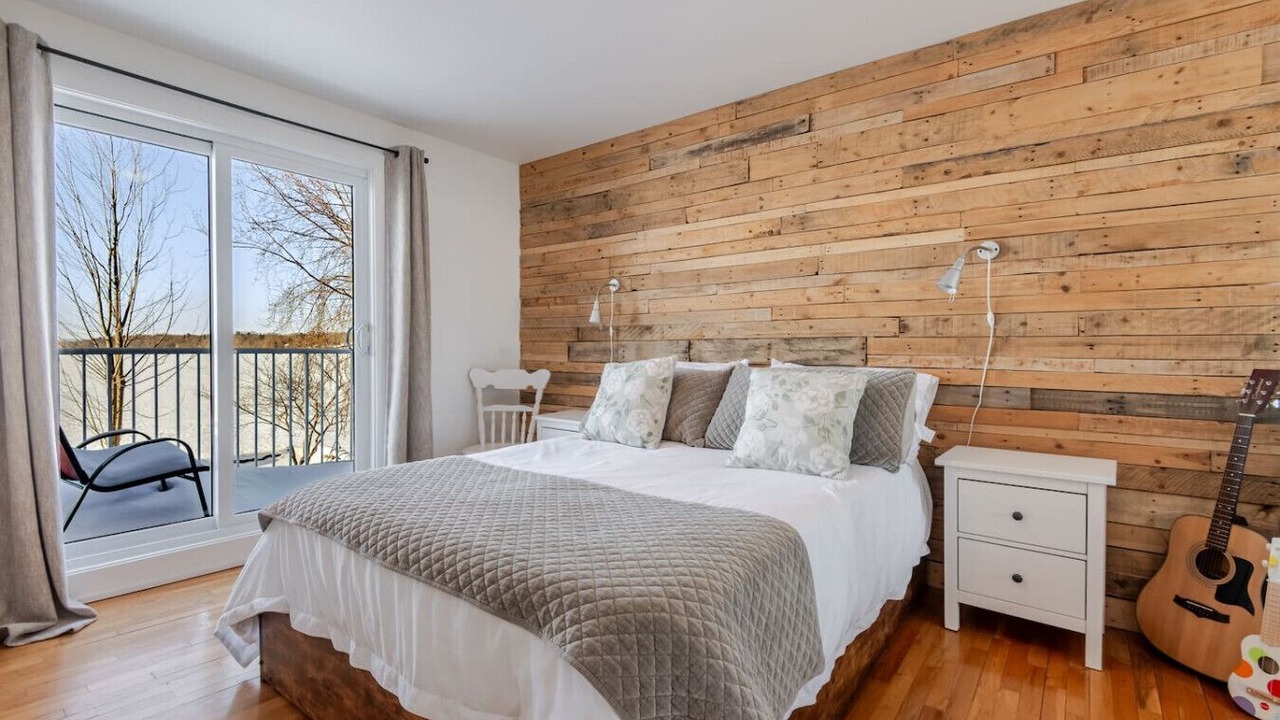 Photo of Bedroom in Saint-Andre-d'Argenteuil