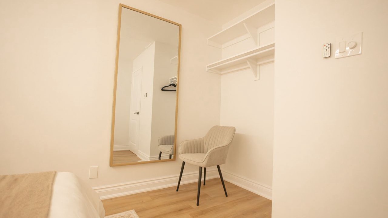 Photo of Bedroom in Ottawa Division
