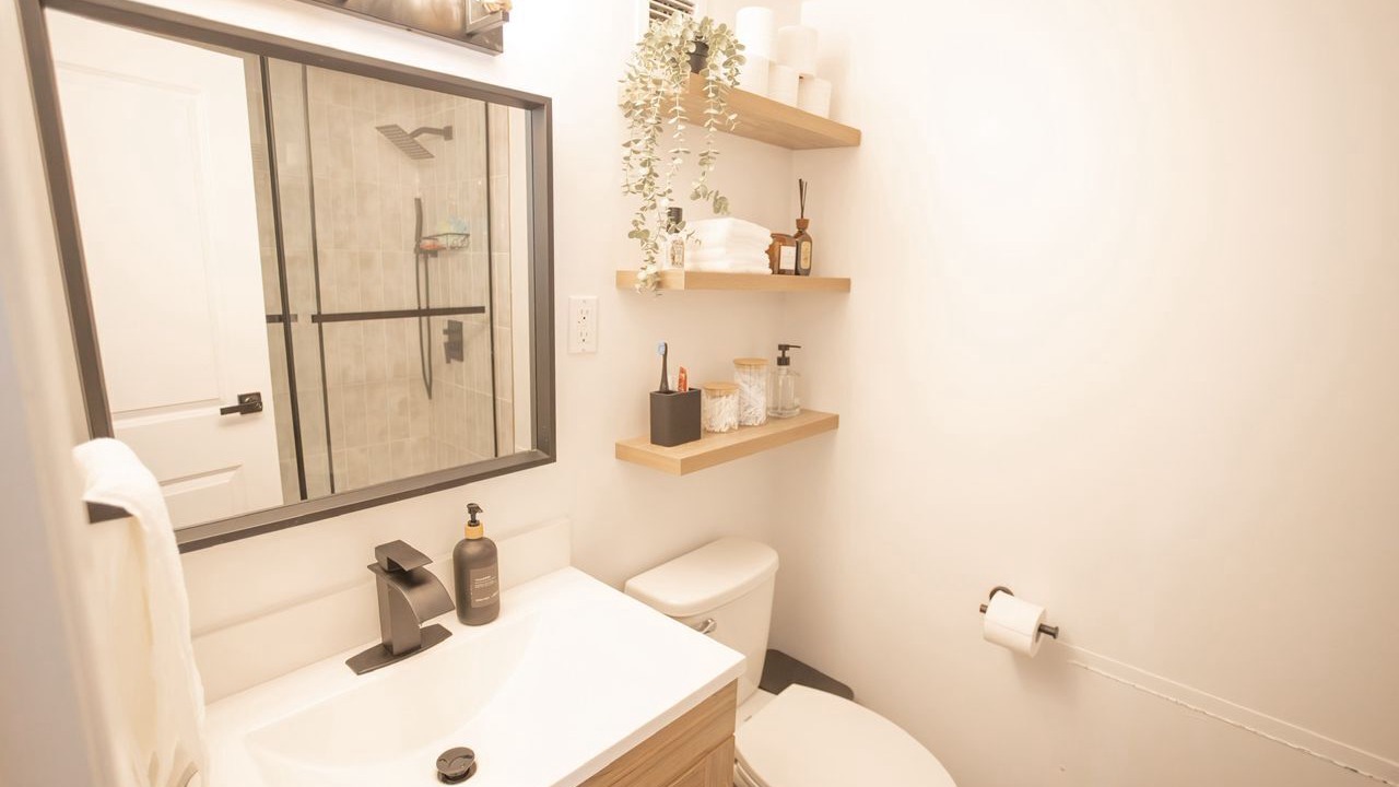 Photo of Bathroom in Ottawa Division