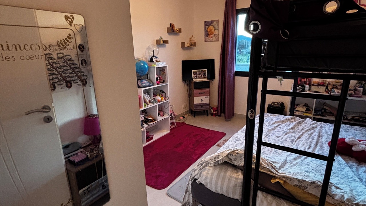 Photo of Bedroom in Cessenon-sur-Orb