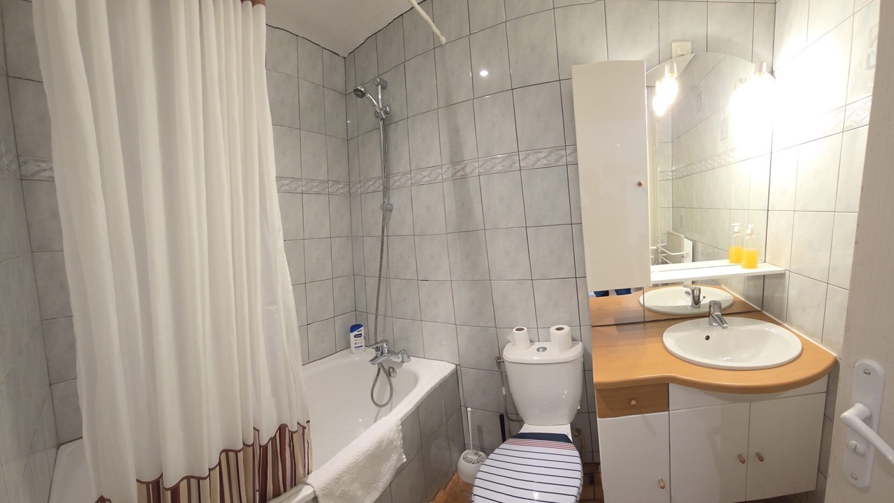 Photo of Bathroom in Remoncourt