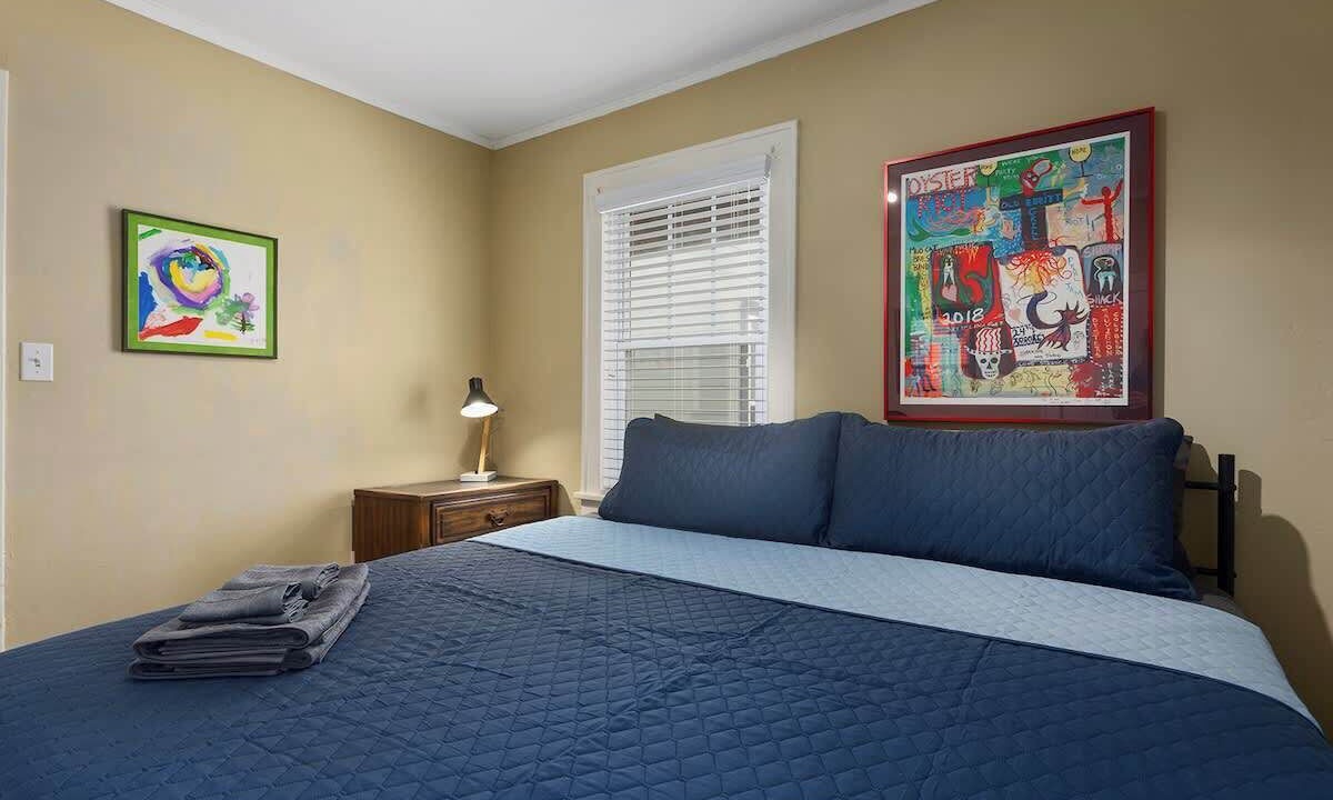 Photo of Bedroom in Rosedale