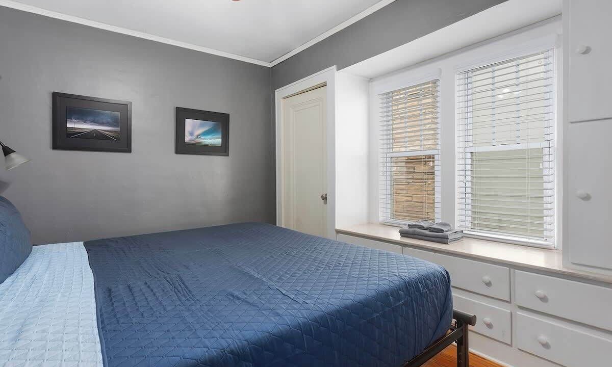 Photo of Bedroom in Rosedale
