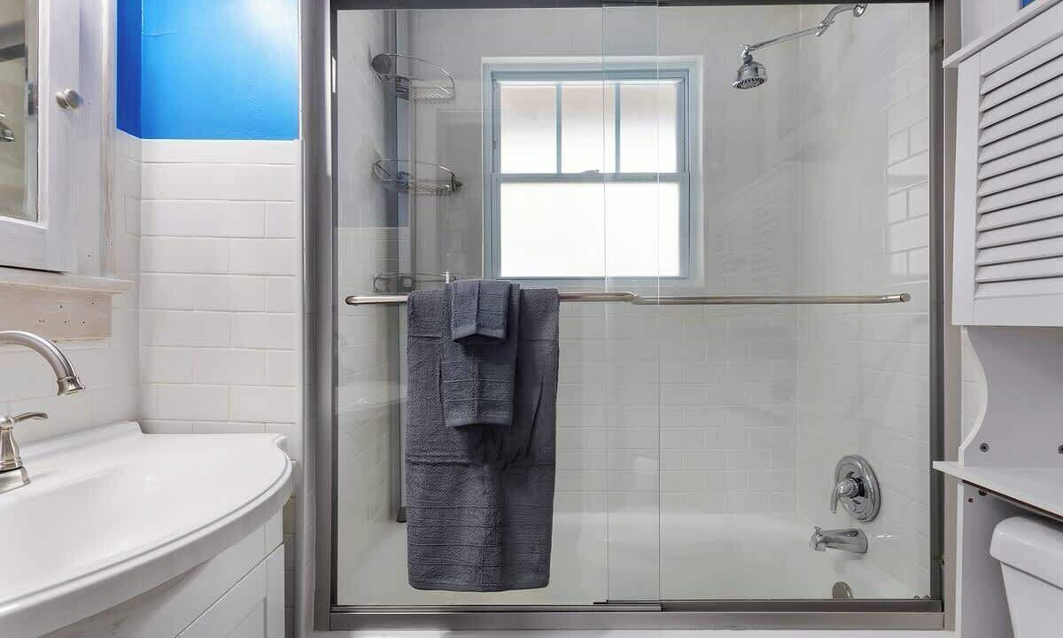Photo of Bathroom in Rosedale