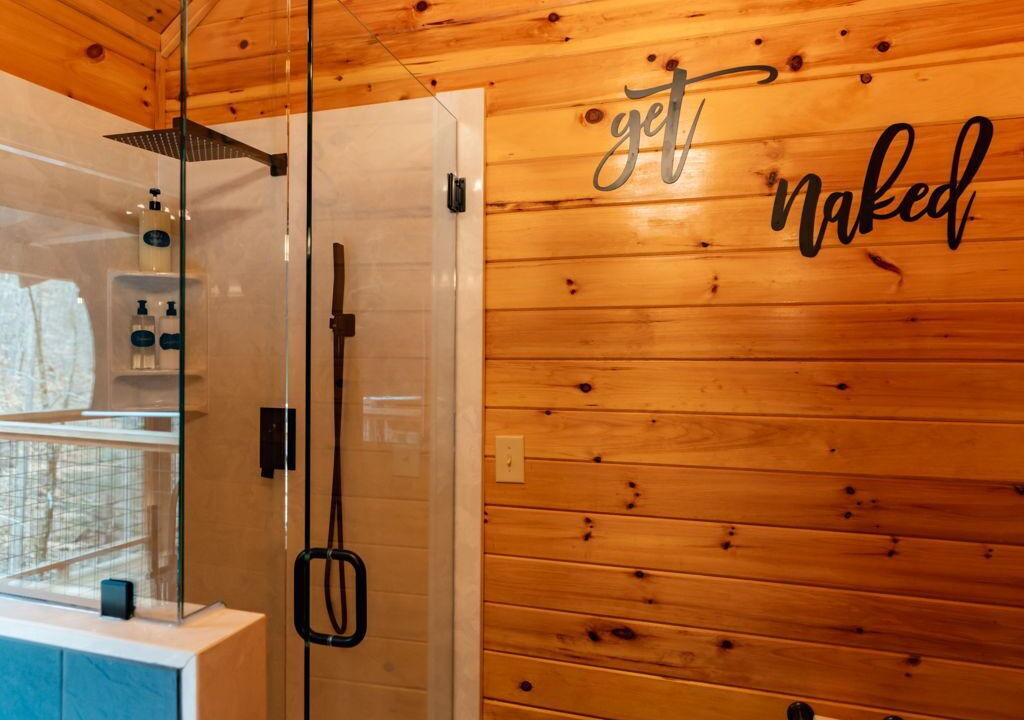 Photo of Bathroom in Sevierville
