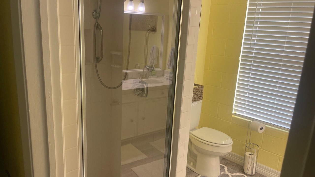 Photo of Bathroom in Riviera
