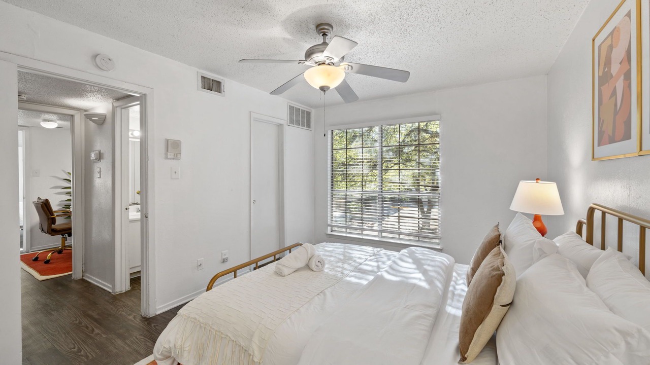 Photo of Bedroom in West Campus
