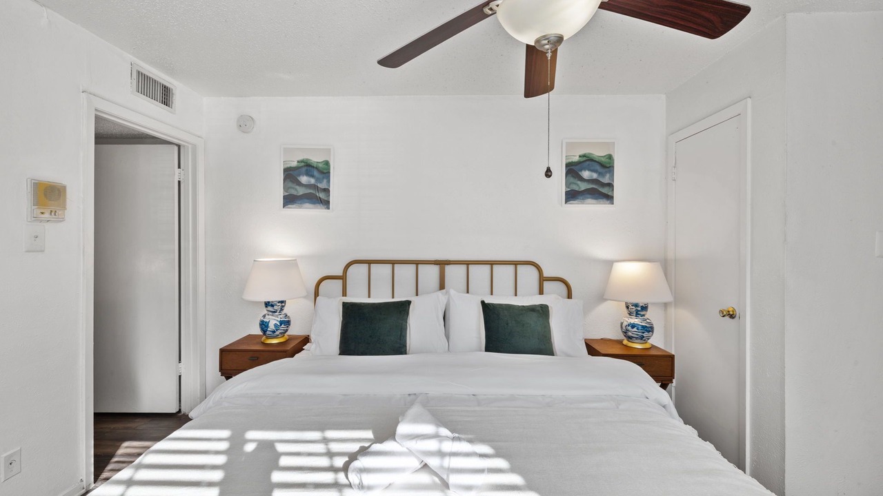 Photo of Bedroom in West Campus