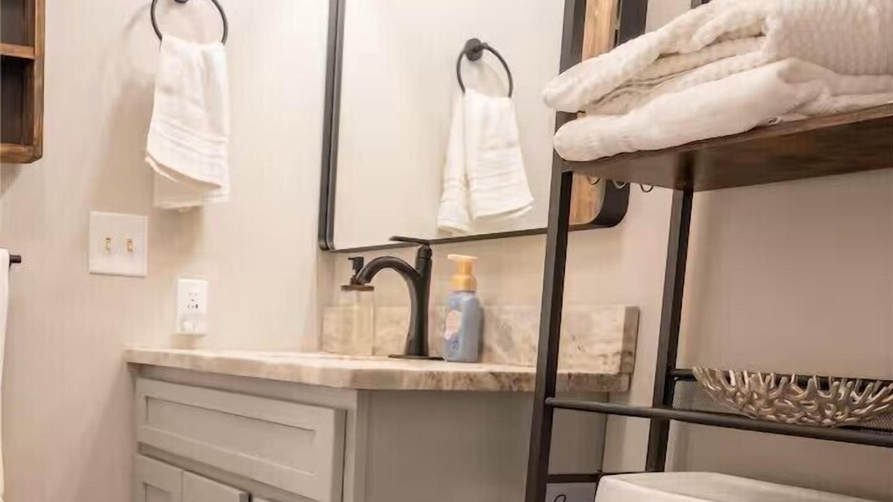 Photo of Bathroom in Springville
