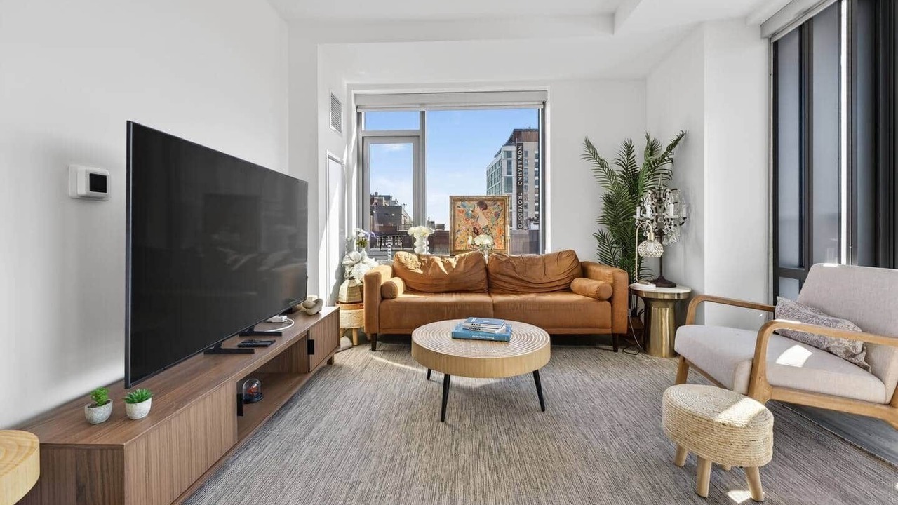 Photo of Livingroom in Shawmut