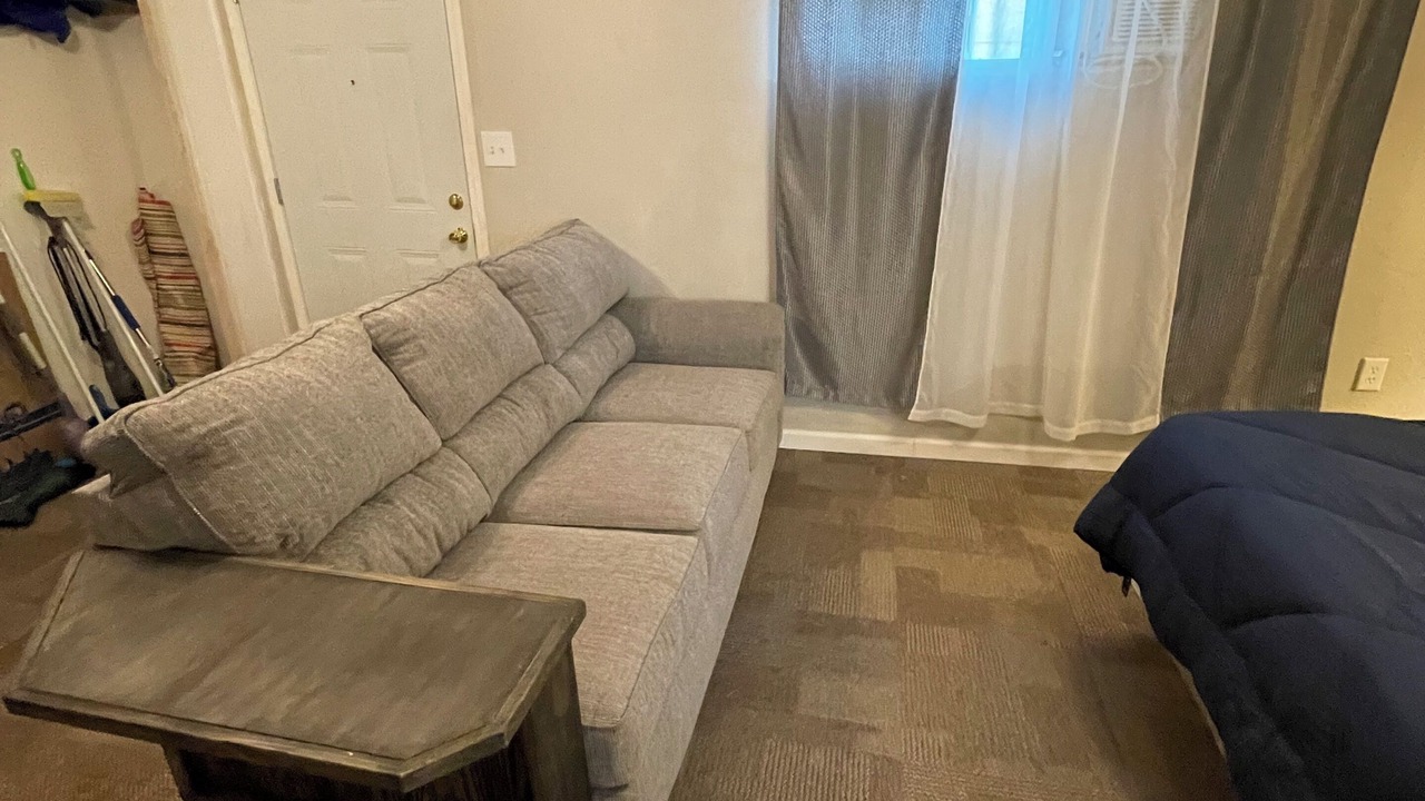 Photo of Livingroom in New Deal