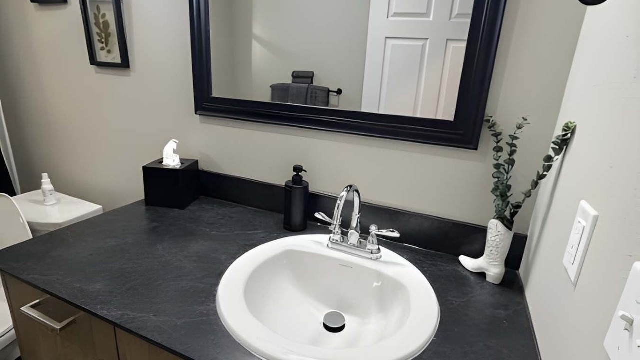 Photo of Bathroom in Floydada