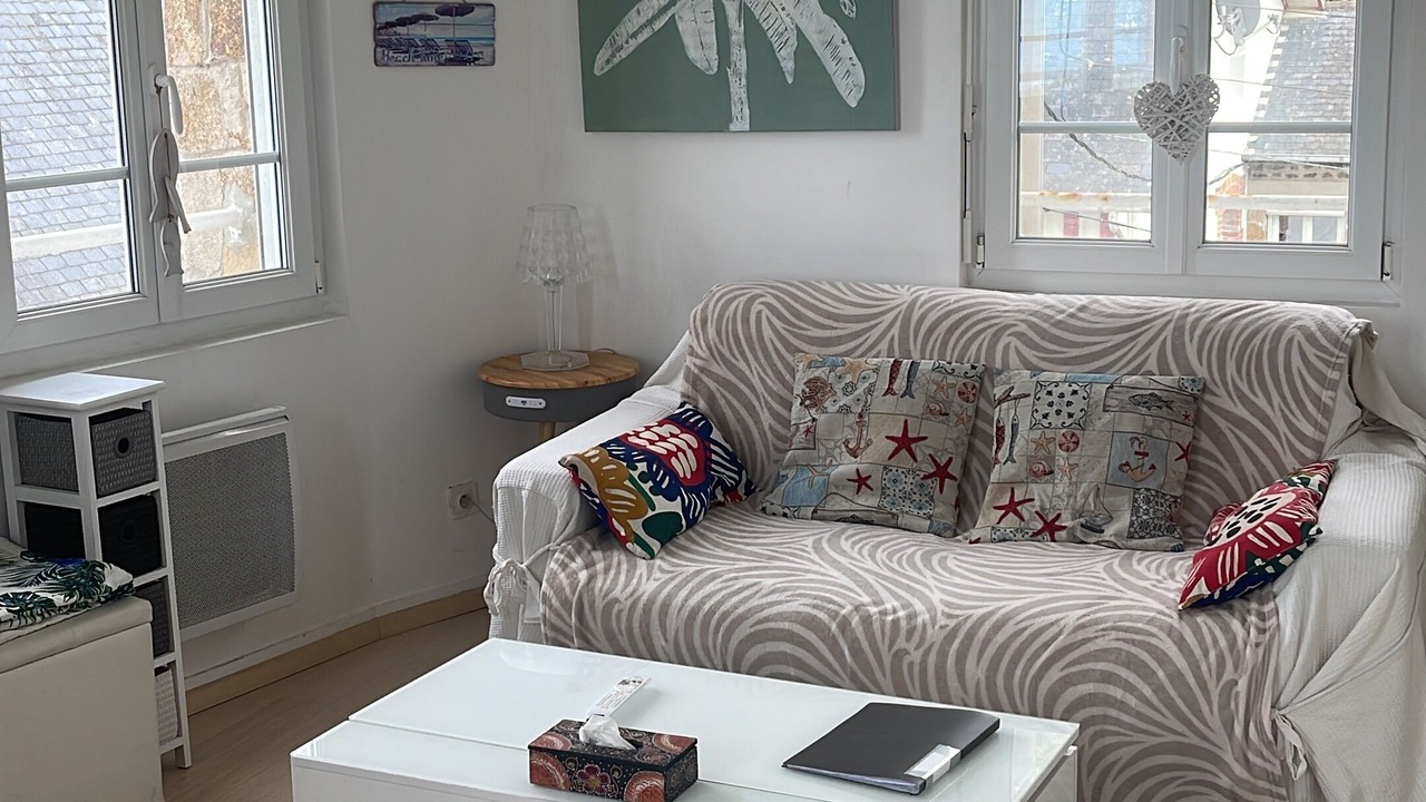 Photo of Livingroom in Carolles